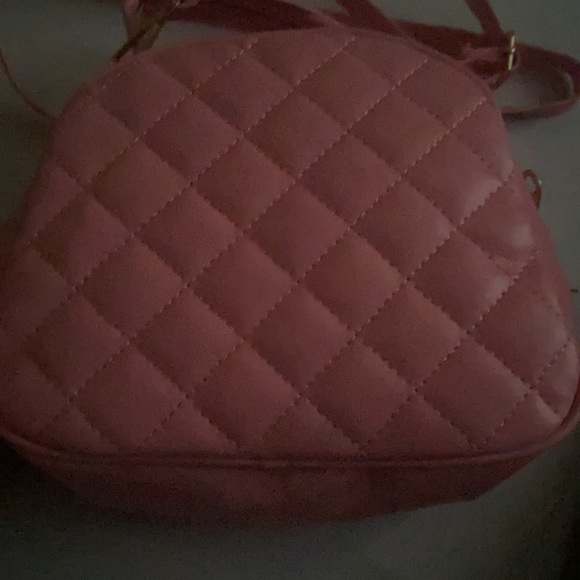 Pink purse - Picture 2 of 2